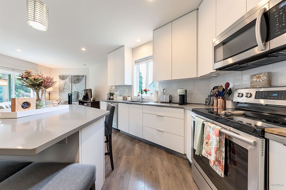 949 Hartford Place North Vancouver, BC - 27