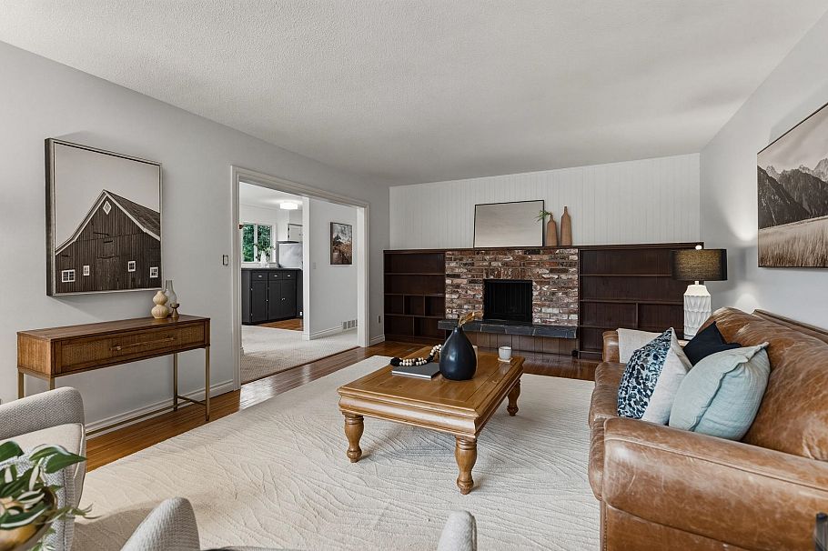 1323 E 29th Street North Vancouver, BC - 3