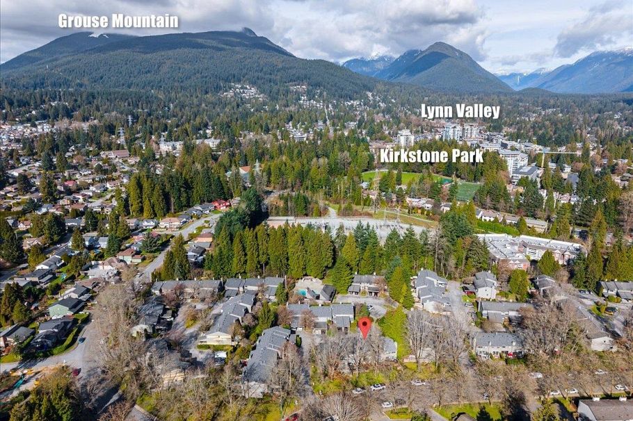 48 1910 Cedar Village Crescent North Vancouver, BC - 38