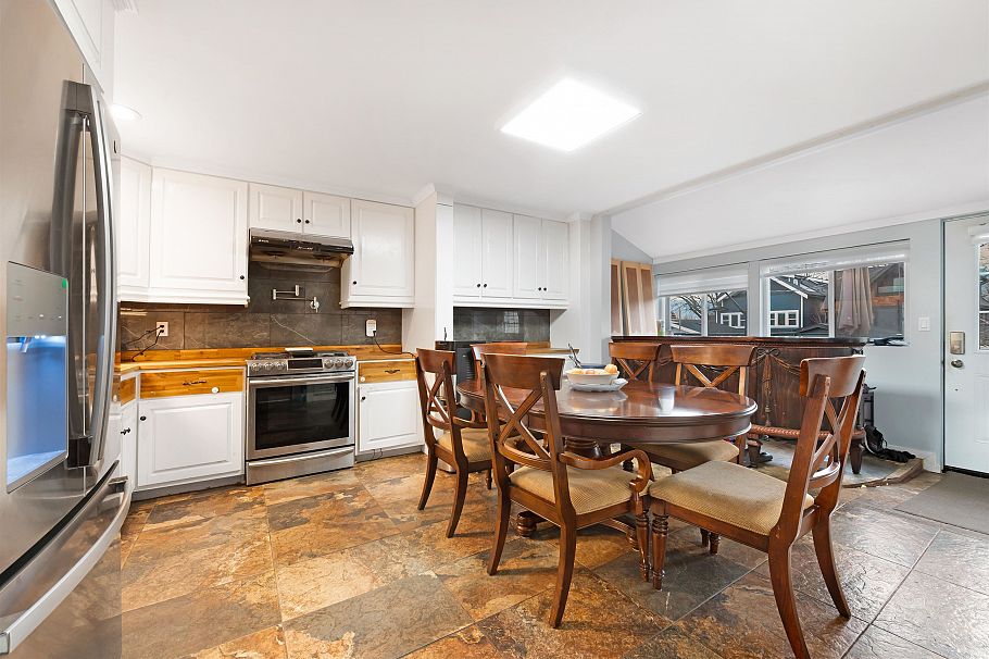 2675 Dundas Street Vancouver, BC - 8