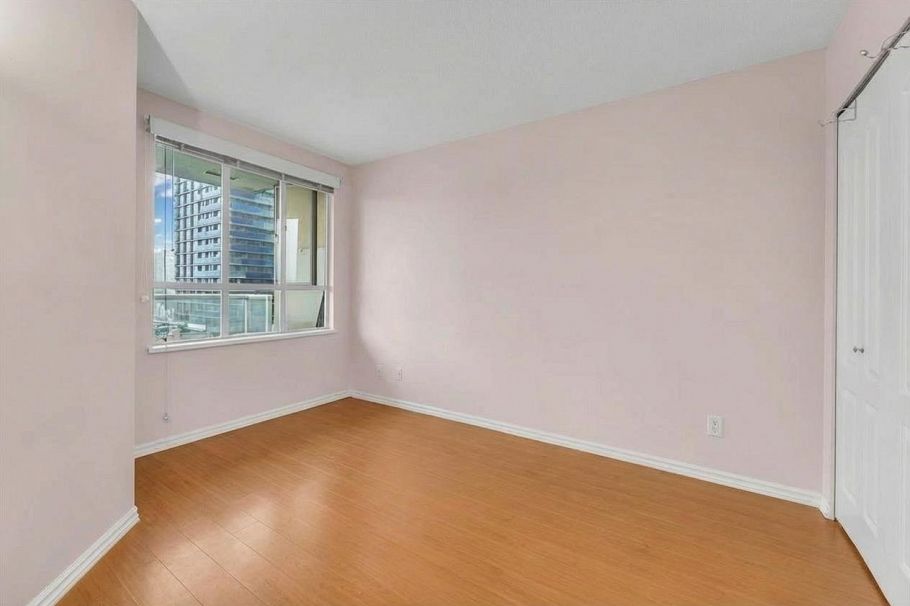 910 3489 Ascot Place Vancouver, BC - 7