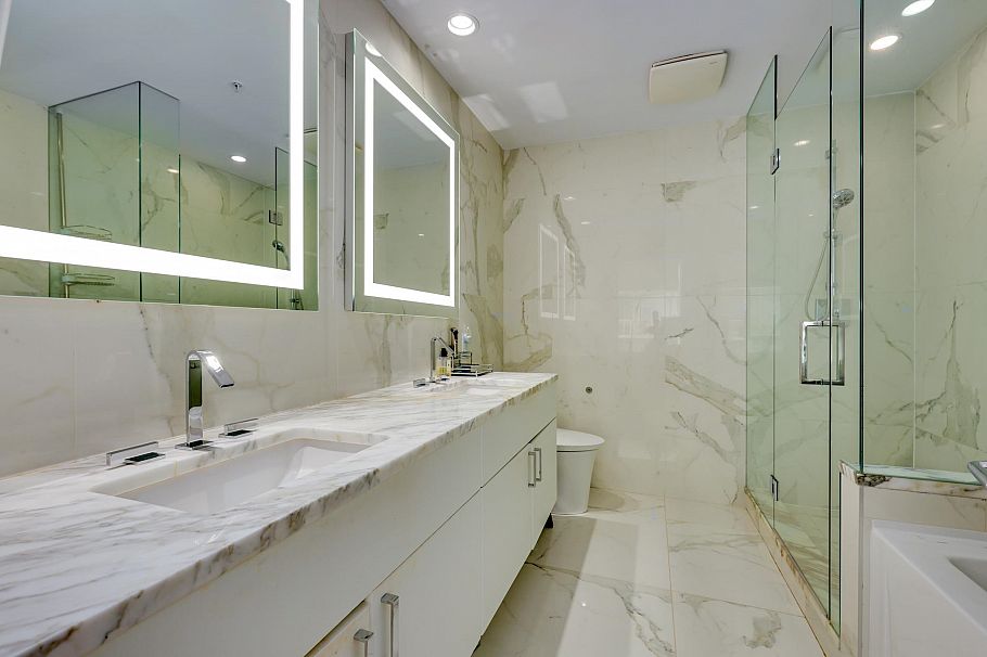 501 185 Victory Ship Way North Vancouver, BC - 11