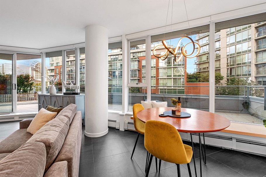 202 689 Abbott Street Vancouver, BC - 7