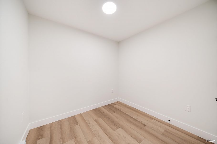 6709 Fleming Street Vancouver, BC - 30