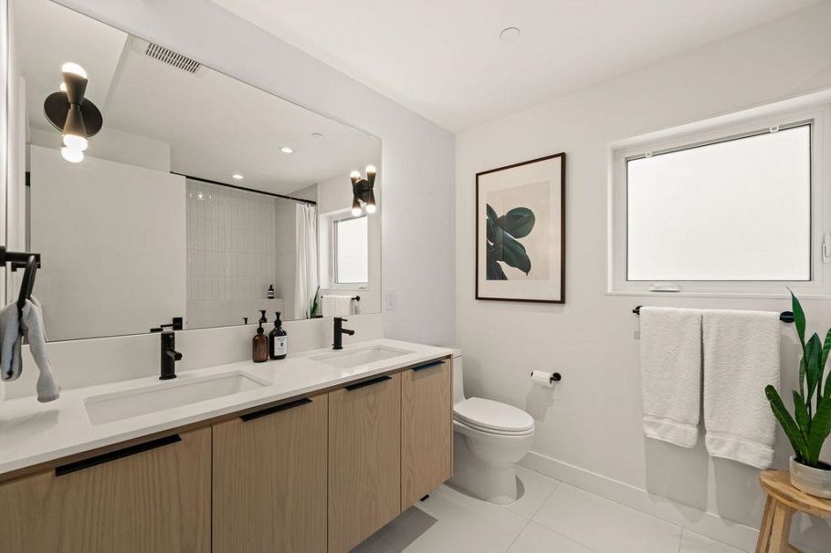 529 E 17th Avenue Vancouver, BC - 25