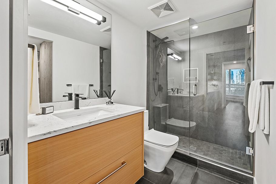 202 689 Abbott Street Vancouver, BC - 29