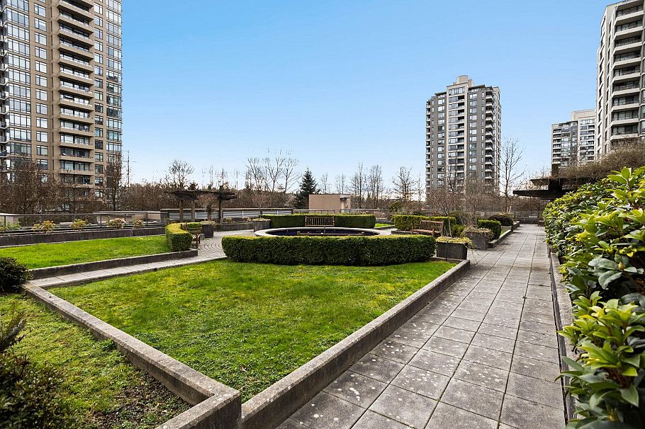 2203 4250 Dawson Street Burnaby, BC - 37