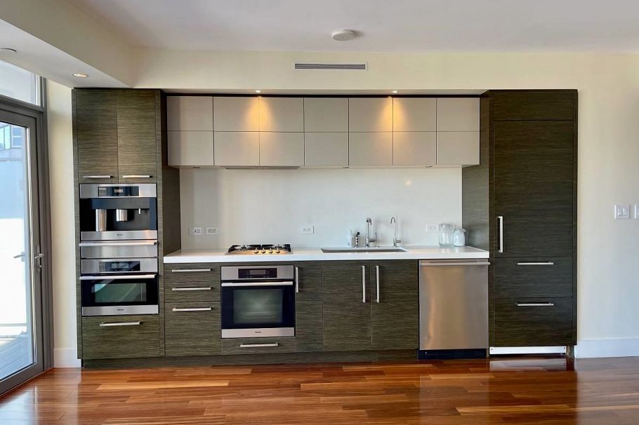 23** 667 HOWE STREET, Vancouver BC V6C 2E5 Vancouver, BC - 2