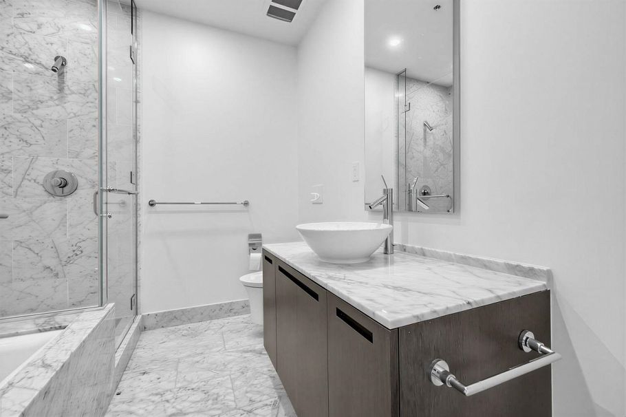 4401 1128 W Georgia Street Vancouver, BC - 9