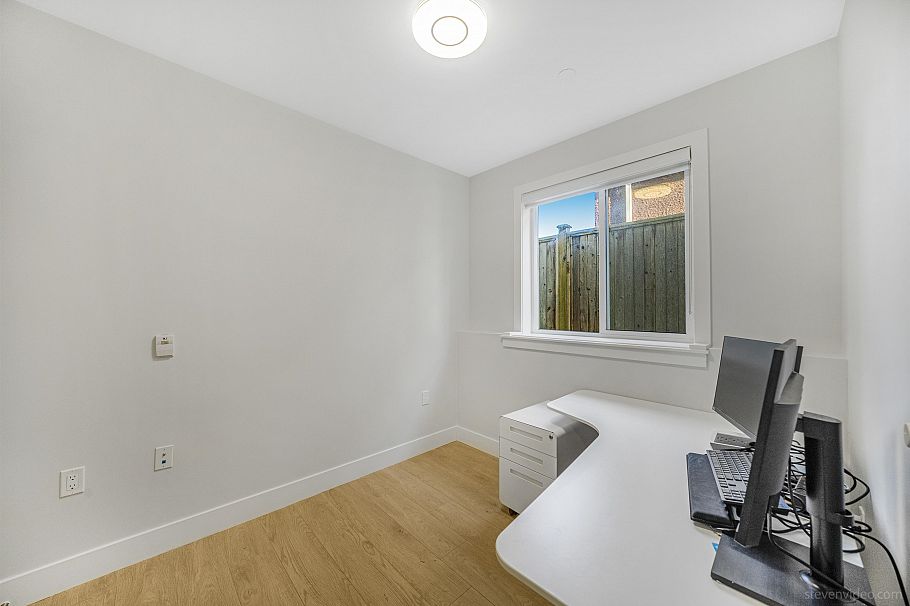 13 2717 Horley Street Vancouver, BC - 15