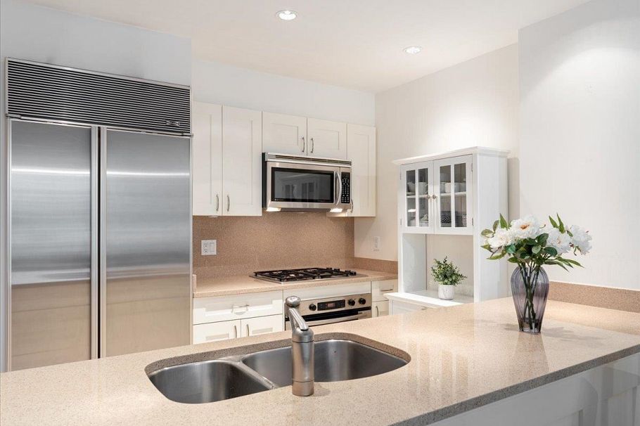 1008 590 Nicola Street Vancouver, BC - 3