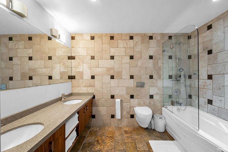 4066 Norwood Avenue North Vancouver, BC - 18