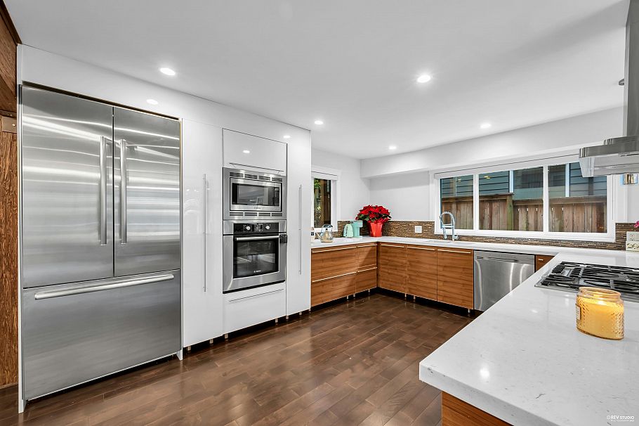 4066 Norwood Avenue North Vancouver, BC - 11