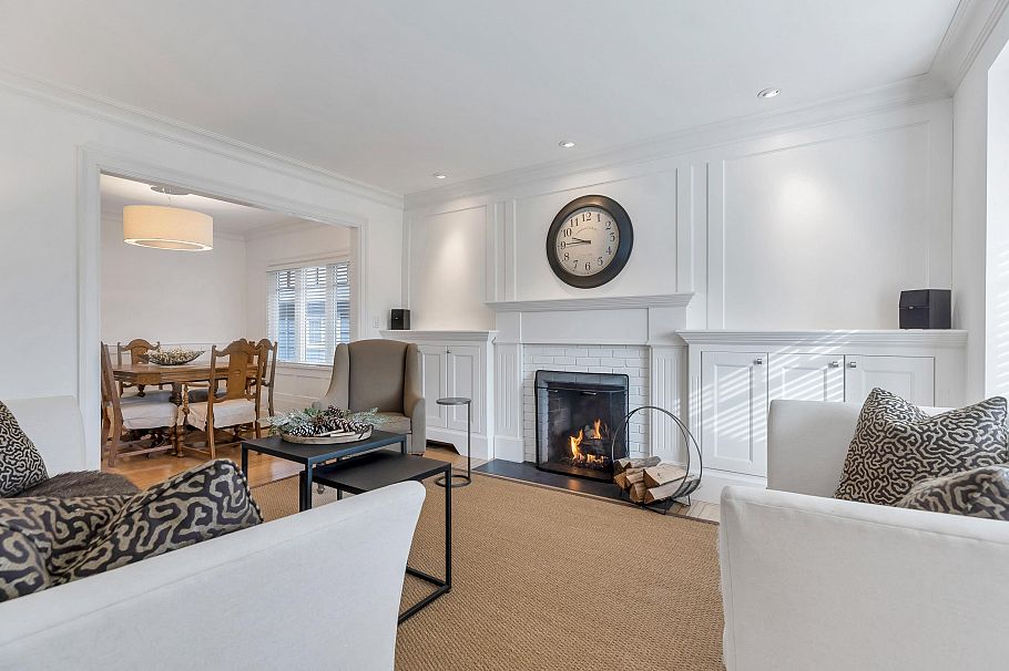 3955 Dunbar Street Vancouver, BC - 2