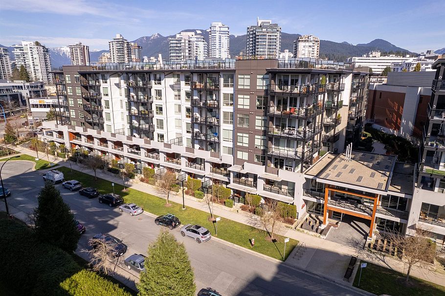 202 108 E 8th Street North Vancouver, BC - 6