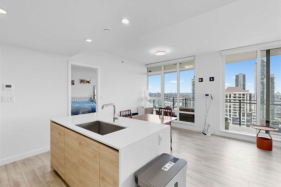 2602 2085 Skyline Court Burnaby, BC - 13