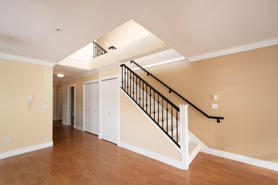 304 152 E 12th Street North Vancouver, BC - 19