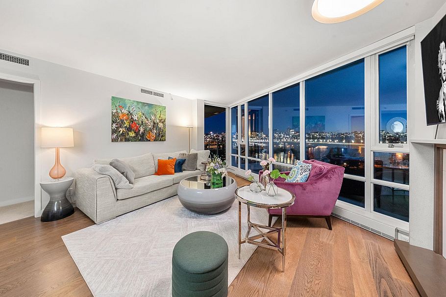 903 8 Smithe Mews Vancouver, BC - 4