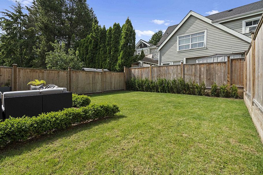 2377 W 7th Avenue Vancouver, BC - 31