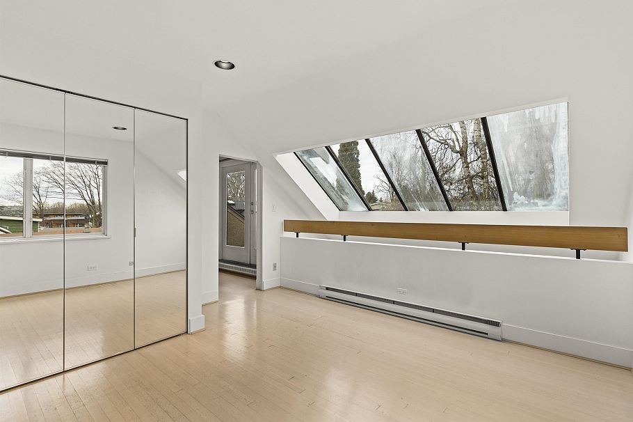 3545 W King Edward Avenue Vancouver, BC - 11