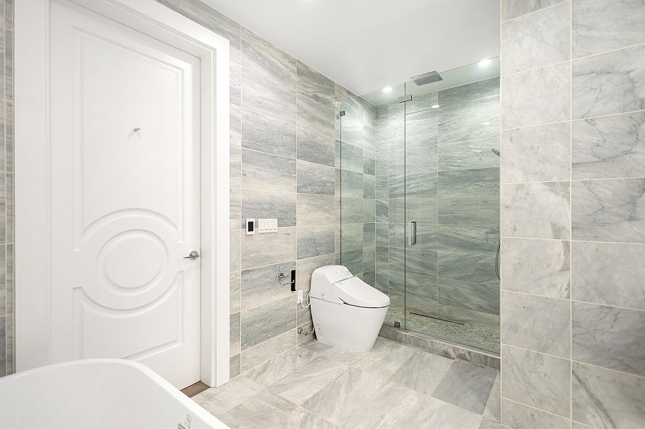 204 1009 Laurier Avenue Vancouver, BC - 26