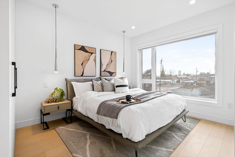 2 6933 Prince Edward Street Vancouver, BC - 16