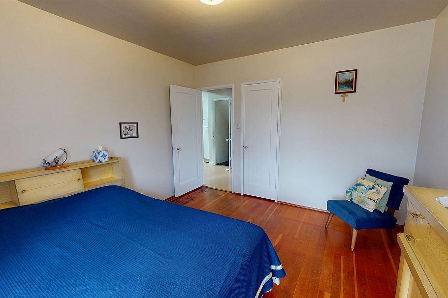 1641 E 37th Avenue Vancouver, BC - 10