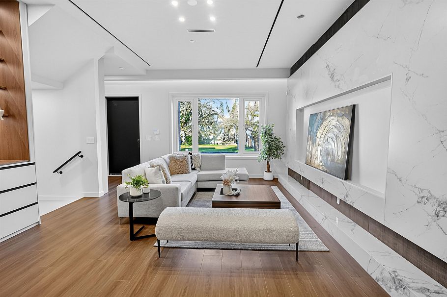 3548 W 35th Avenue Vancouver, BC - 5