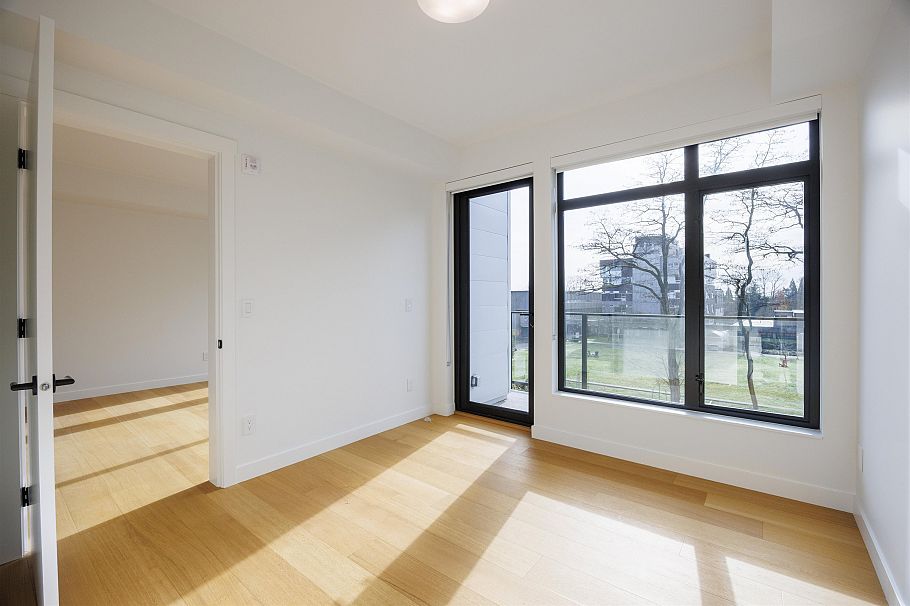 404 6485 Manitoba Street Vancouver, BC - 5