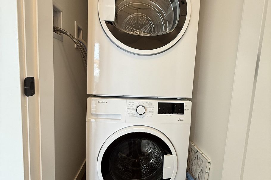 302 6859 Cambie Street Vancouver, BC - 16