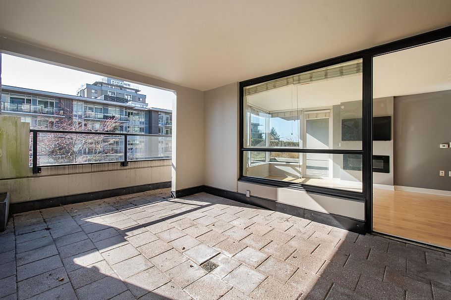 301 160 W 3rd Street North Vancouver, BC - 12