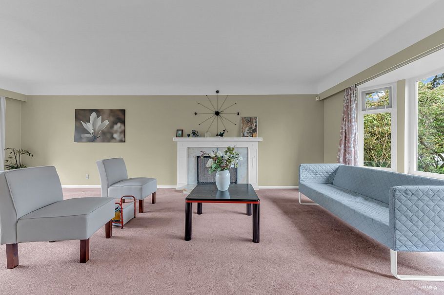 4425 Maple Street Vancouver, BC - 3