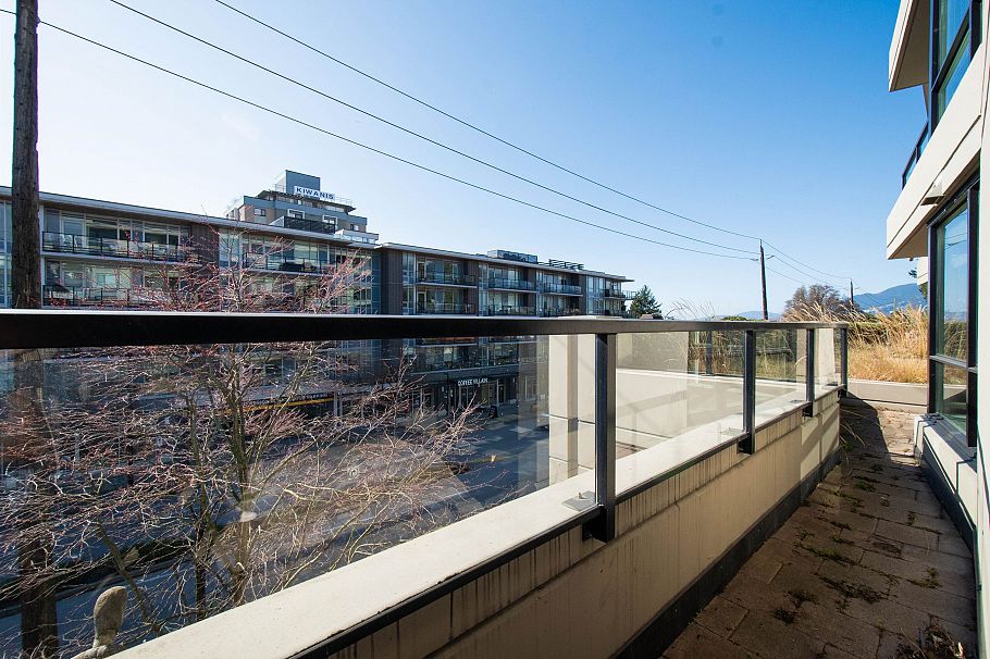 301 160 W 3rd Street North Vancouver, BC - 13