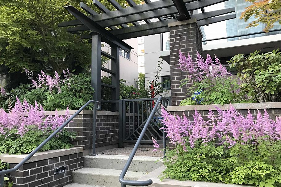 TH2 2077 Rosser Avenue Burnaby, BC - 28