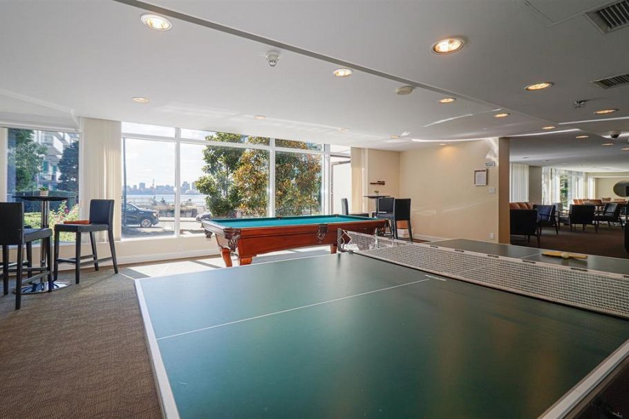 1102 172 Victory Ship Way North Vancouver, BC - 32