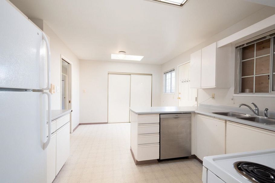 3494 Laurel Street Vancouver, BC - 10