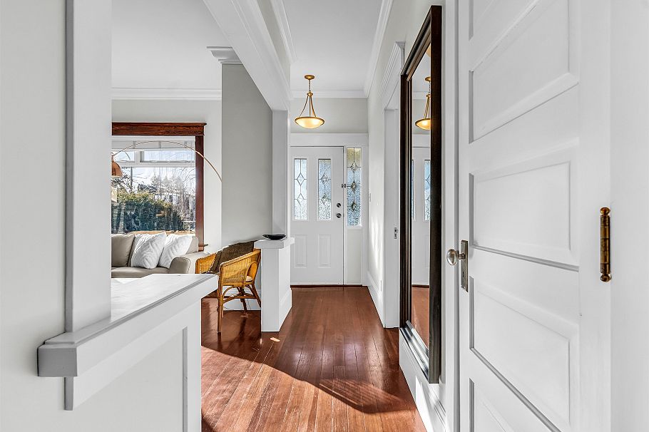 4072 Ontario Street Vancouver, BC - 3