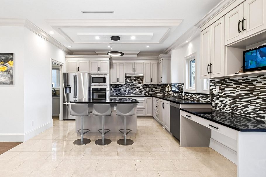 3715 W 22nd Avenue Vancouver, BC - 15