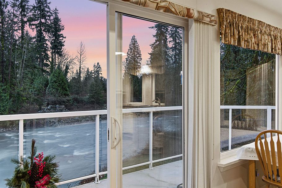 682 Seymour Boulevard North Vancouver, BC - 8