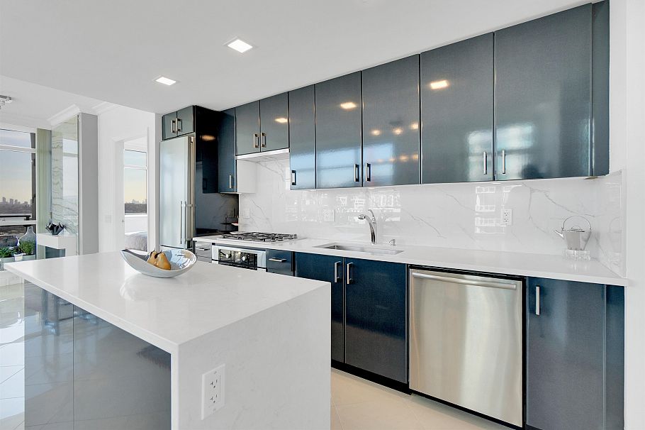 1102 172 Victory Ship Way North Vancouver, BC - 10