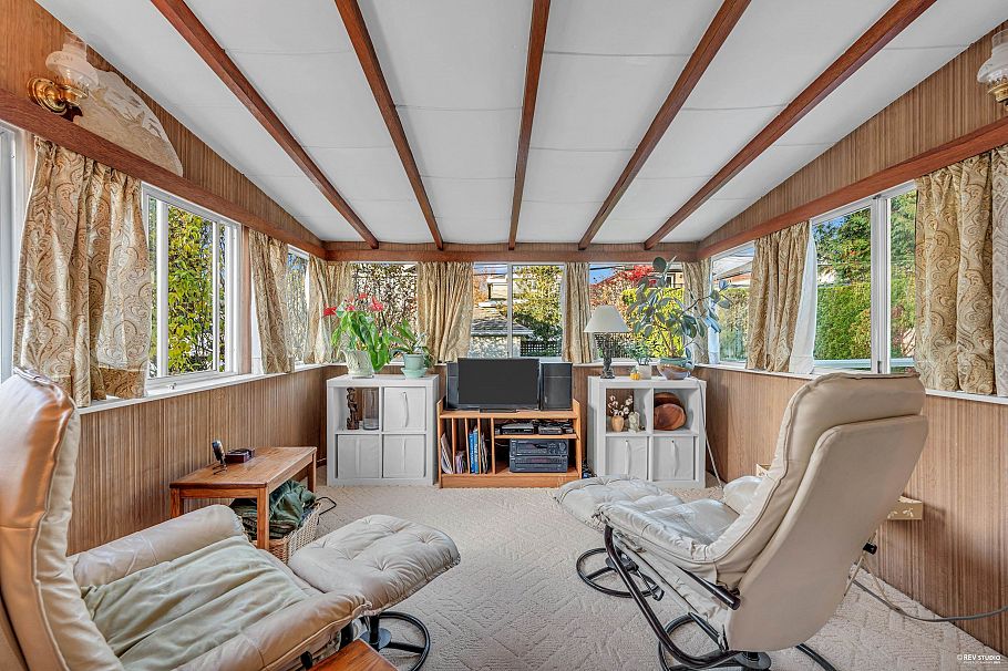 2225 W 22nd Avenue Vancouver, BC - 10