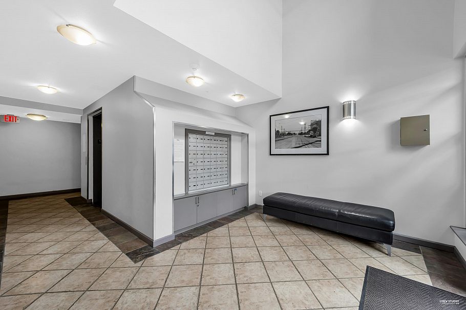 207 305 Lonsdale Avenue North Vancouver, BC - 28