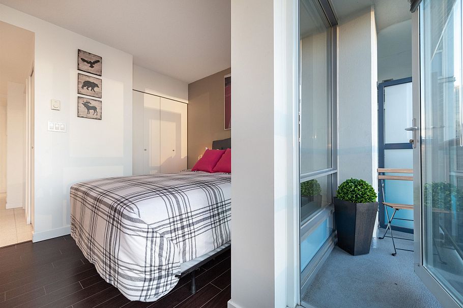 2106 939 Expo Boulevard Vancouver, BC - 7