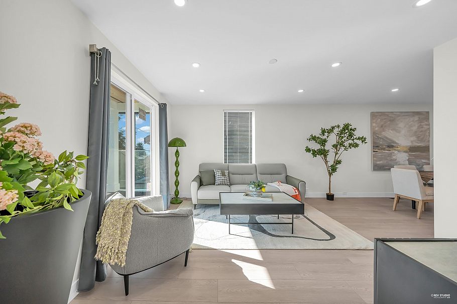 238 E 28th Street North Vancouver, BC - 5