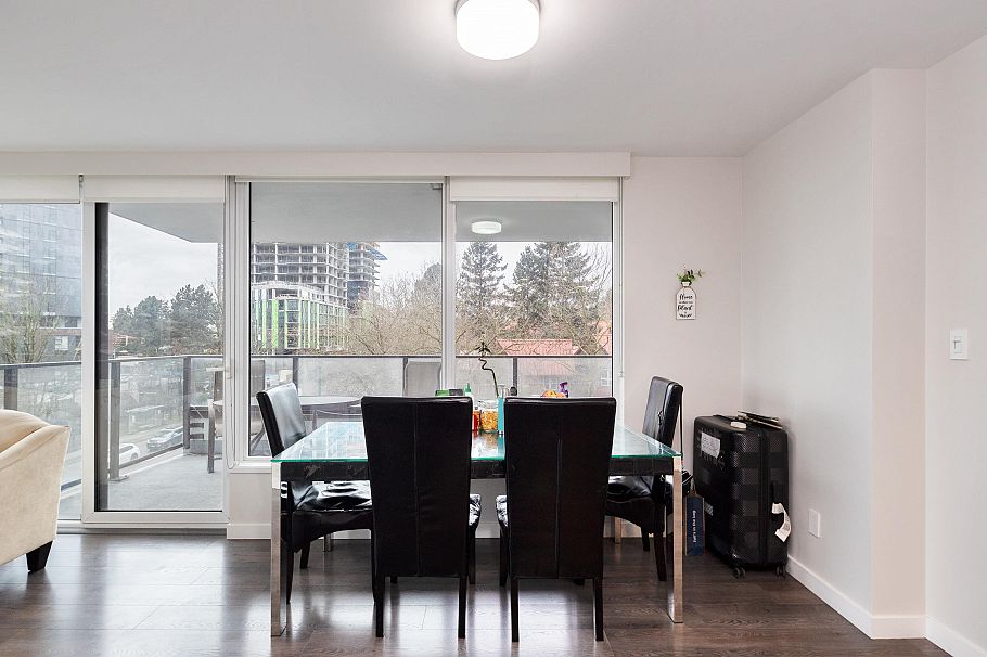 402 8238 Lord Street Vancouver, BC - 8