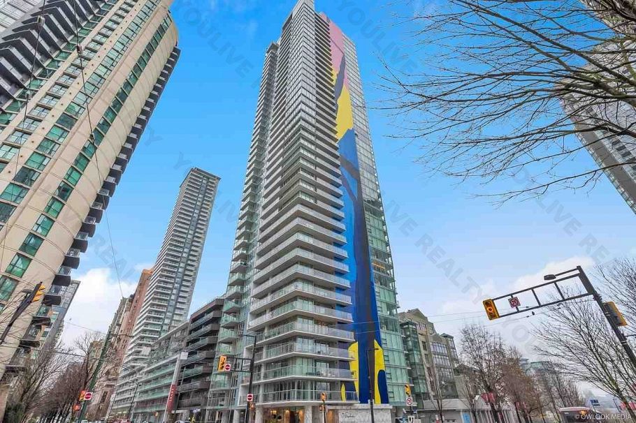 1601 499 Pacific Street Vancouver, BC - 1