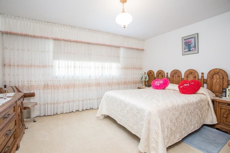 635 E Keith Road North Vancouver, BC - 11