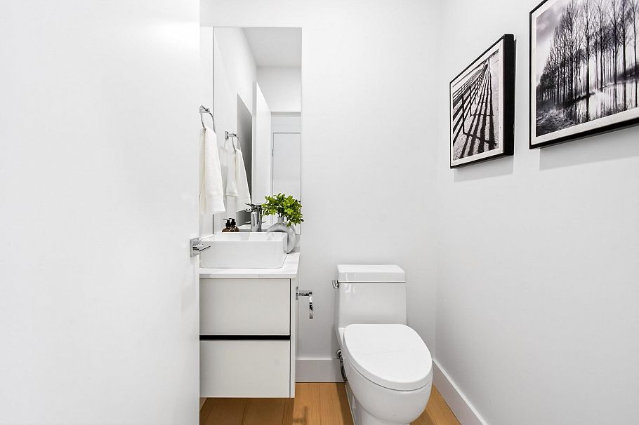 2 6933 Prince Edward Street Vancouver, BC - 27