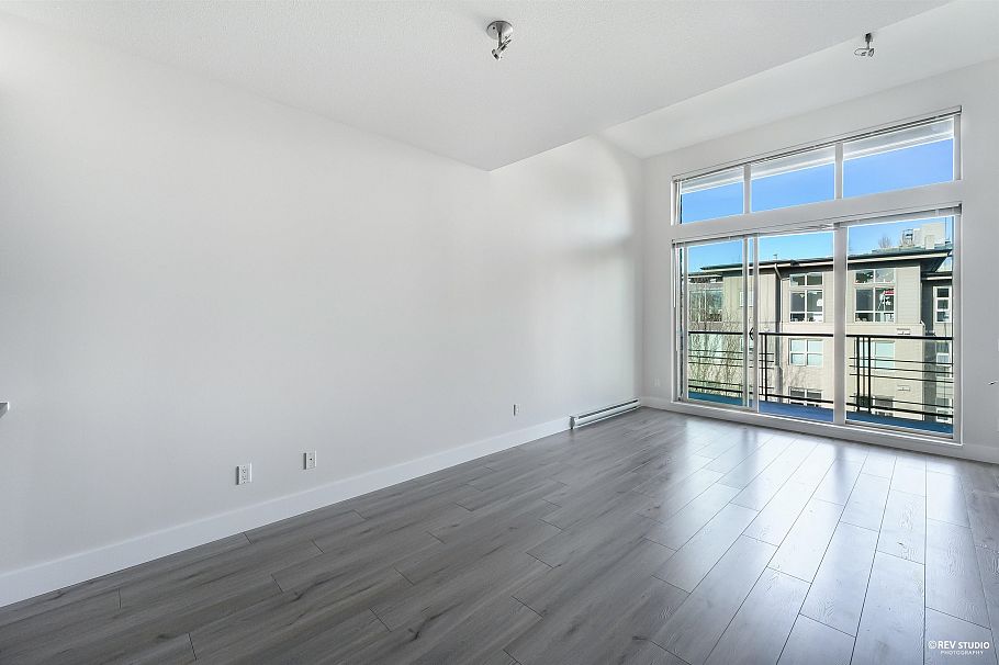 412 3478 Wesbrook Mall Vancouver, BC - 3