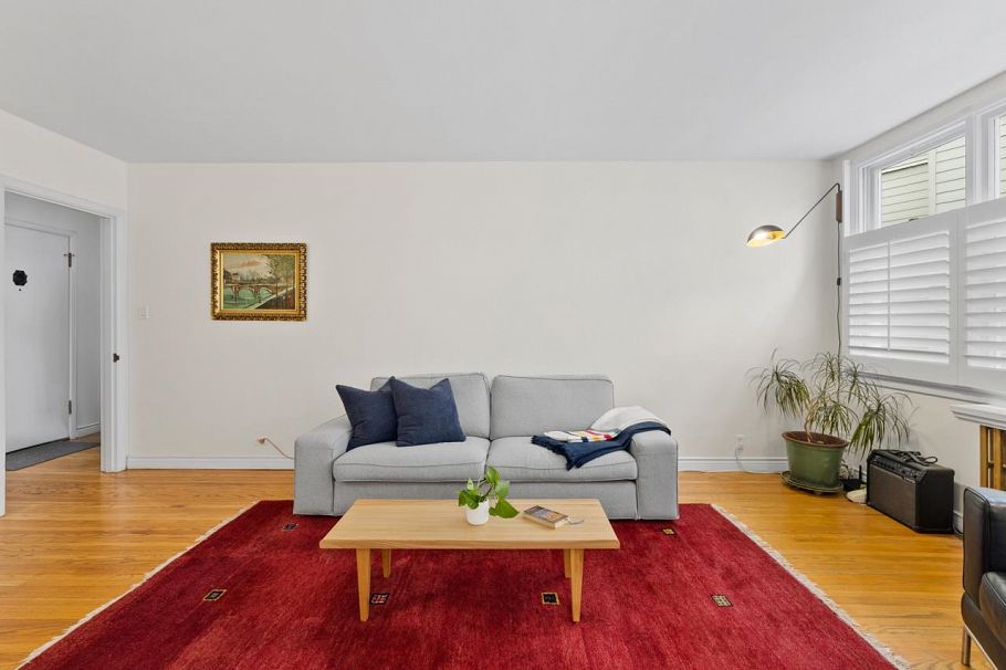 204 1565 Burnaby Street Vancouver, BC - 4